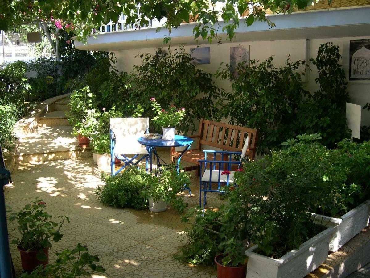 Seaview Self Catering Apartment - Helen No 1 Xiropigado Exterior foto